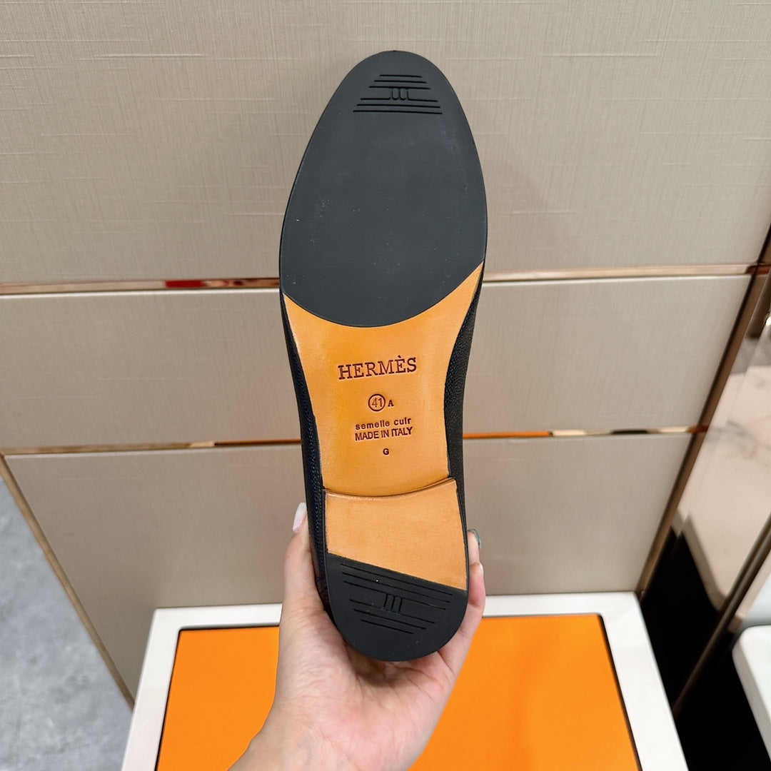 Hermès Loafers – Double H Buckle, Handmade Genuine Leather Sole, Elegant Gentleman Style