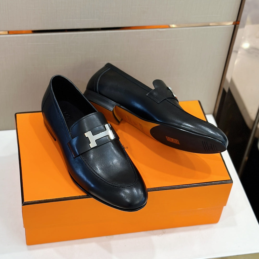 Hermès Loafers – Double H Buckle, Handmade Genuine Leather Sole, Elegant Gentleman Style