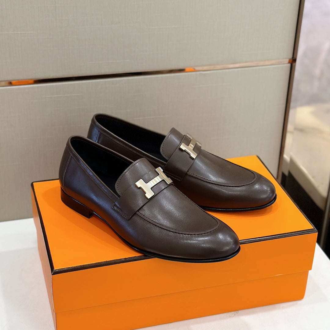 Hermès Loafers – Double H Buckle, Handmade Genuine Leather Sole, Elegant Gentleman Style