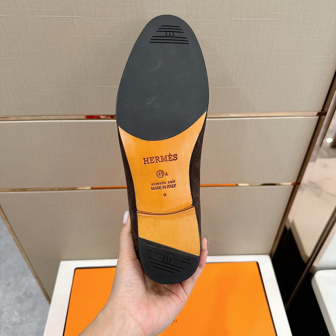 Hermès Loafers – Double H Buckle, Handmade Genuine Leather Sole, Elegant Gentleman Style