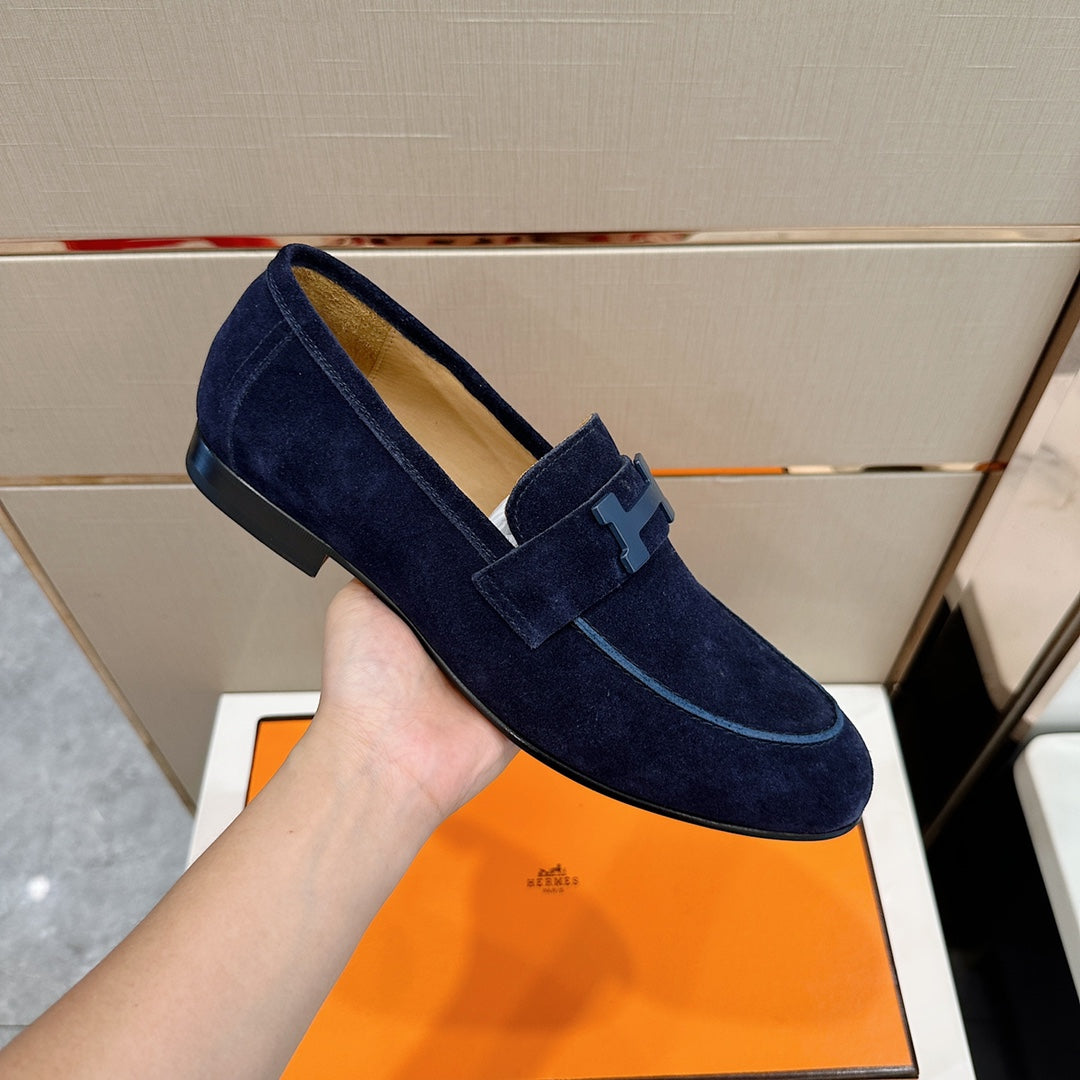 Hermès Loafers – Double H Buckle, Handmade Genuine Leather Sole, Elegant Gentleman Style