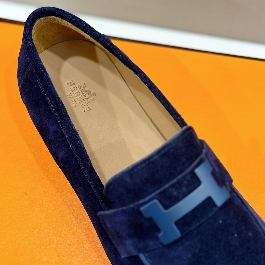 Hermès Loafers – Double H Buckle, Handmade Genuine Leather Sole, Elegant Gentleman Style