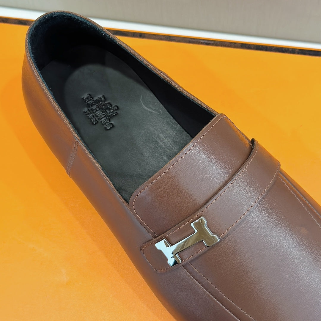 Hermès Loafers – Double H Buckle, Handmade Genuine Leather Sole, Elegant Gentleman Style