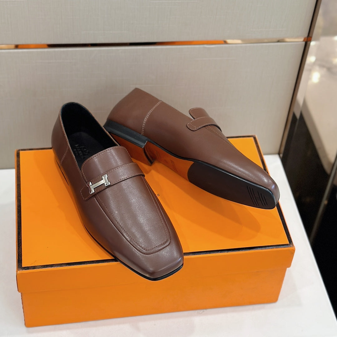 Hermès Loafers – Double H Buckle, Handmade Genuine Leather Sole, Elegant Gentleman Style