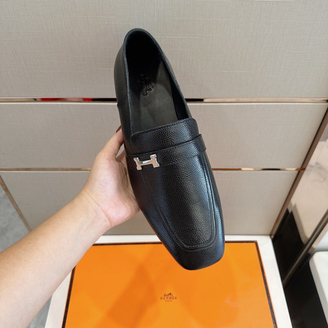 Hermès Loafers – Double H Buckle, Handmade Genuine Leather Sole, Elegant Gentleman Style