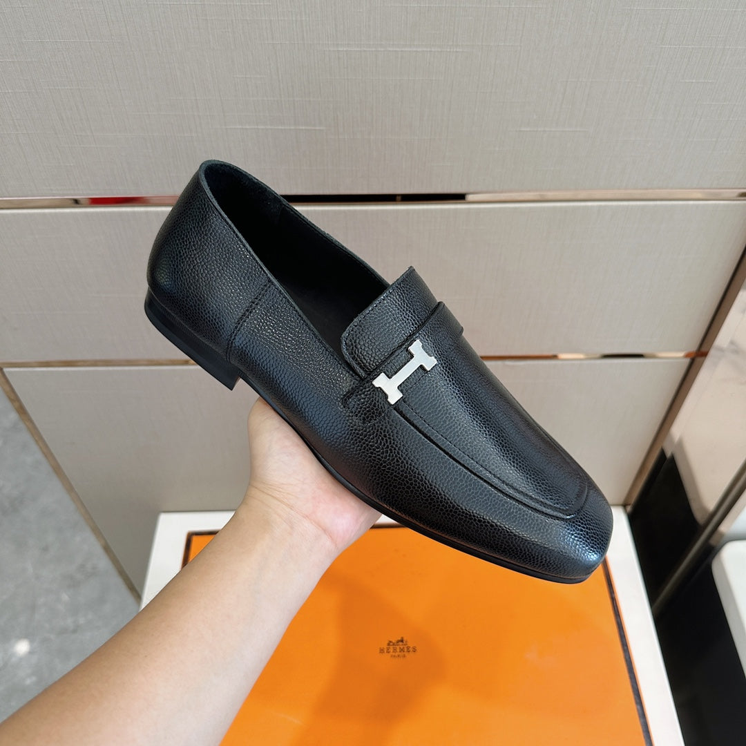 Hermès Loafers – Double H Buckle, Handmade Genuine Leather Sole, Elegant Gentleman Style