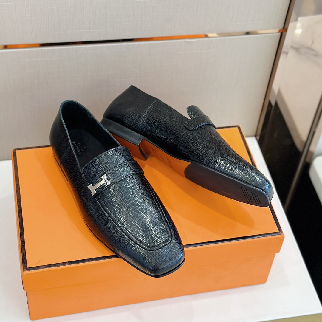 Hermès Loafers – Double H Buckle, Handmade Genuine Leather Sole, Elegant Gentleman Style