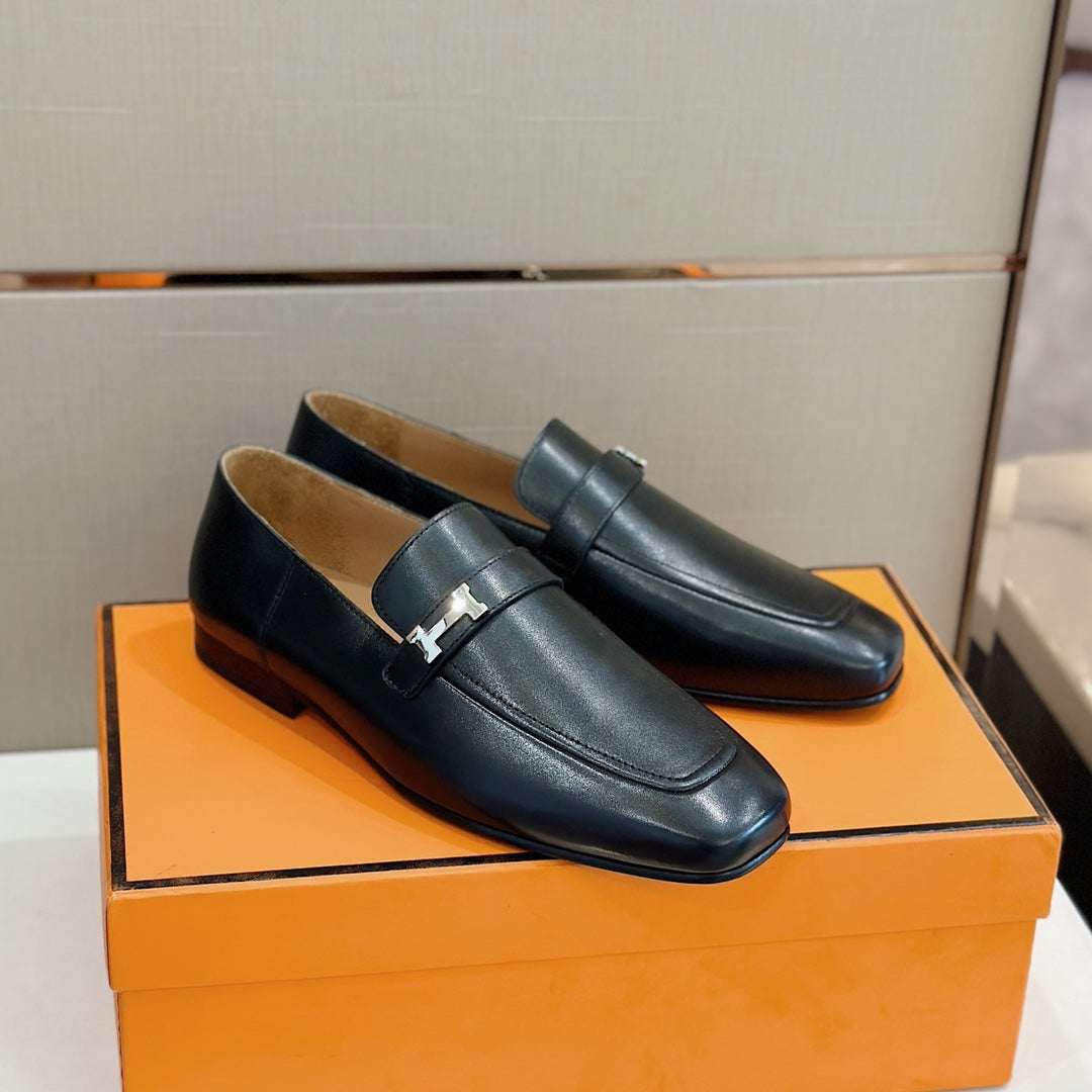 Hermès Loafers – Double H Buckle, Handmade Genuine Leather Sole, Elegant Gentleman Style