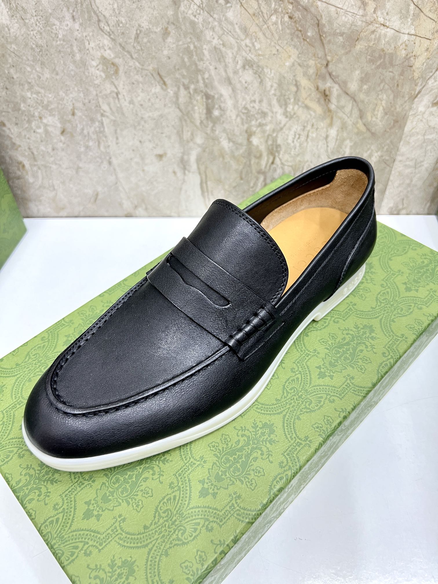 Gucci Men’s Horsebit Loafers – Lido Collection, Rubber Sole, Imported Leather