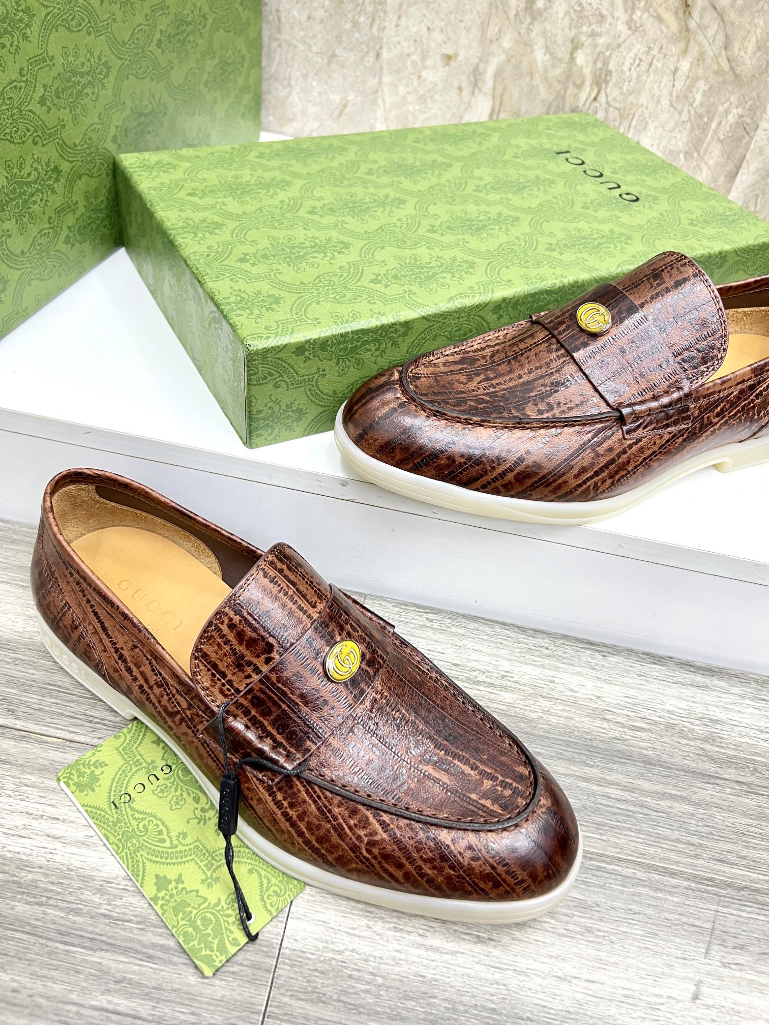 Gucci Men’s Horsebit Loafers – Lido Collection, Rubber Sole, Imported Leather