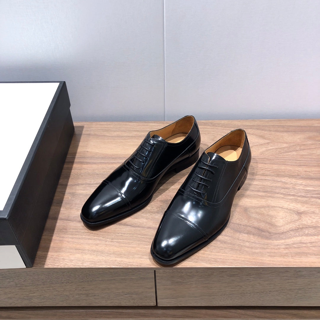 Gucci Men’s leather shoes