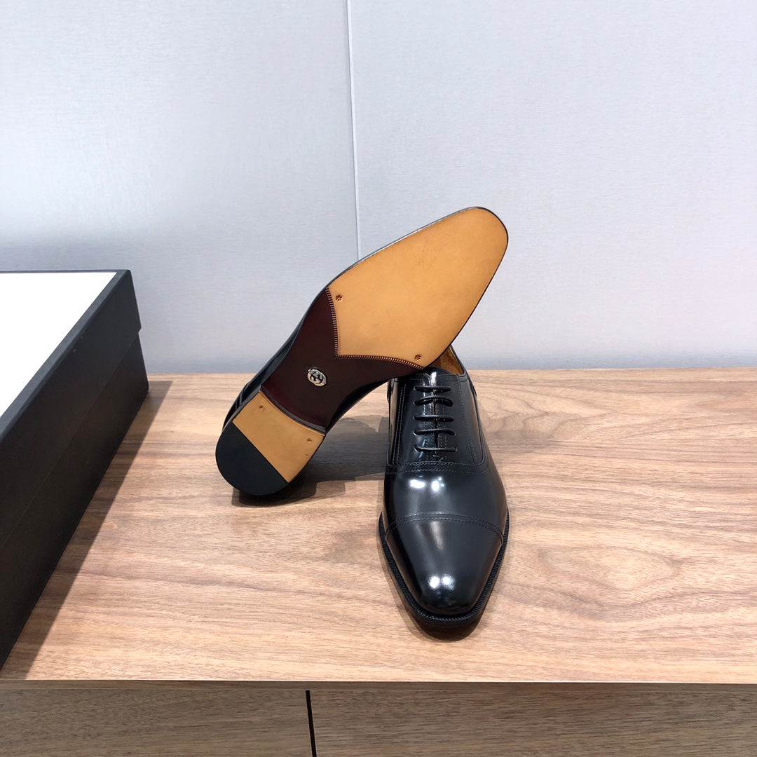 Gucci Men’s leather shoes