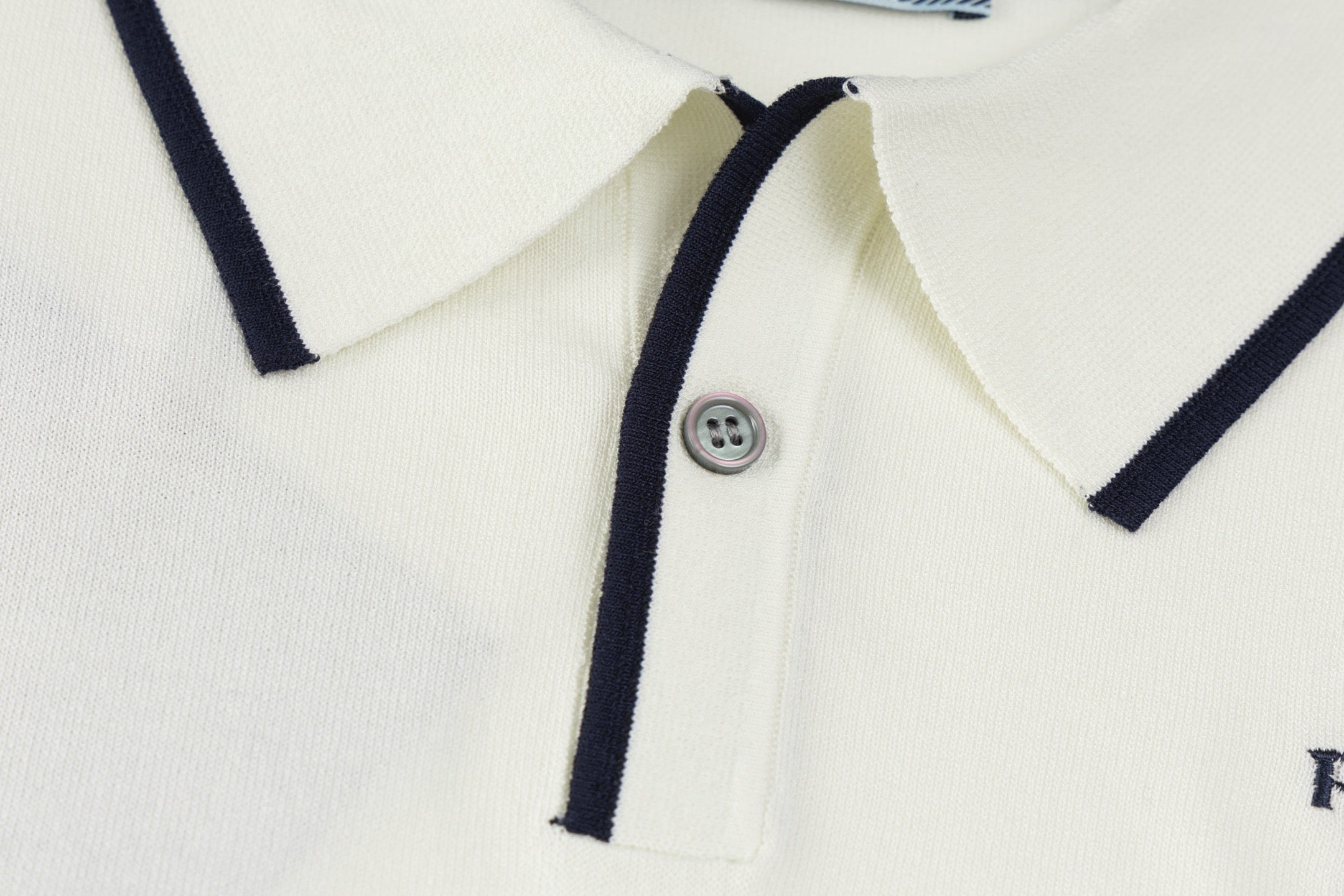 PRADA Contrast-Trim Knit Polo Shirt – Lightweight Breathable Summer Style – Sizes M–3XL