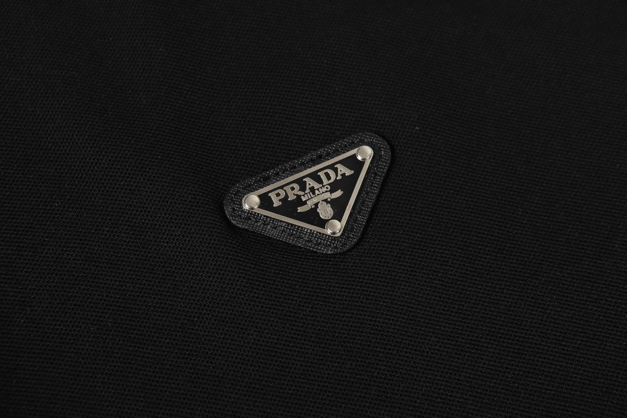 PRADA Essential Embroidered Logo Polo Shirt – Black – Sizes M–3XL