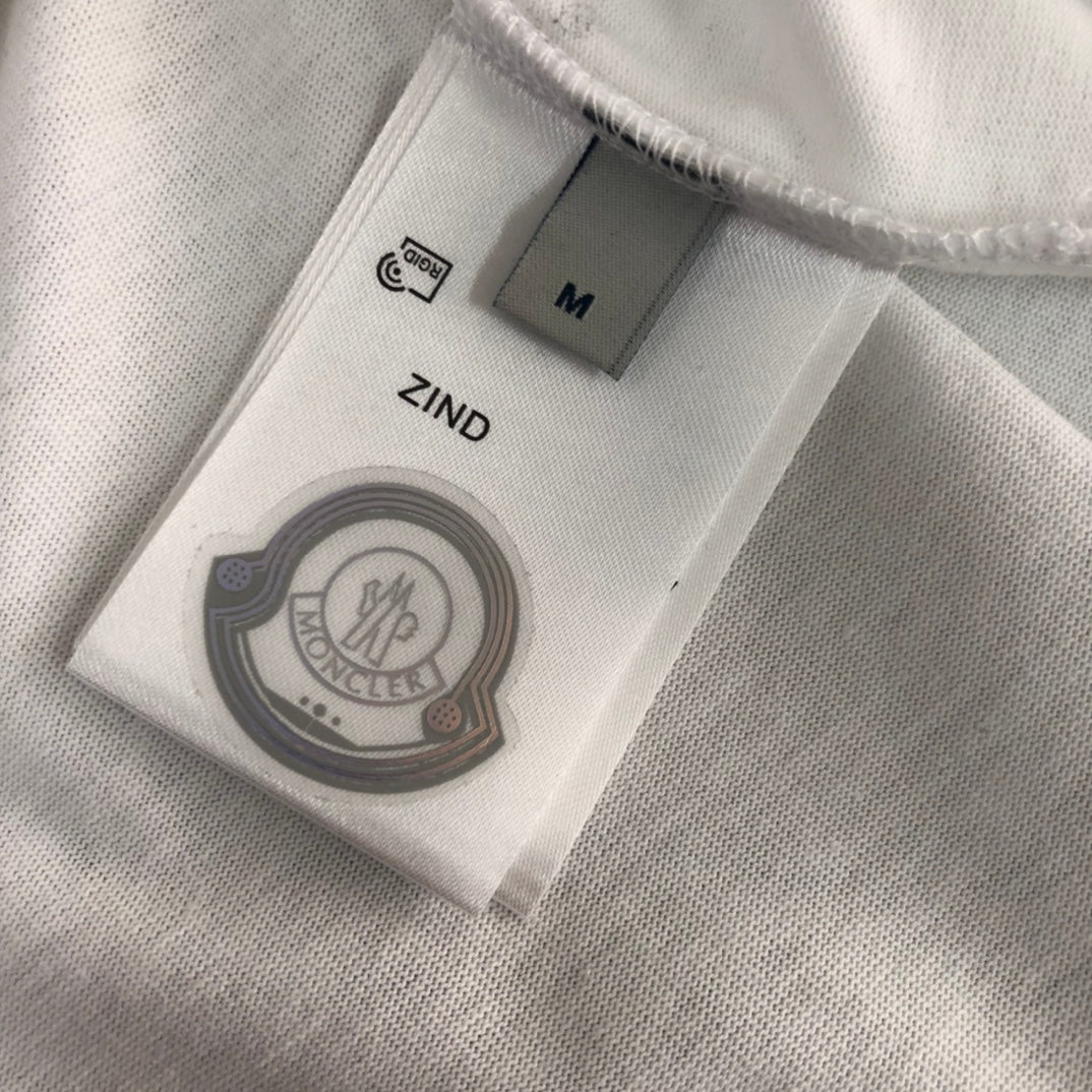MONCLER Premium Cotton T-Shirt – Logo Print Design – Oversized Fit – Sizes S–XL