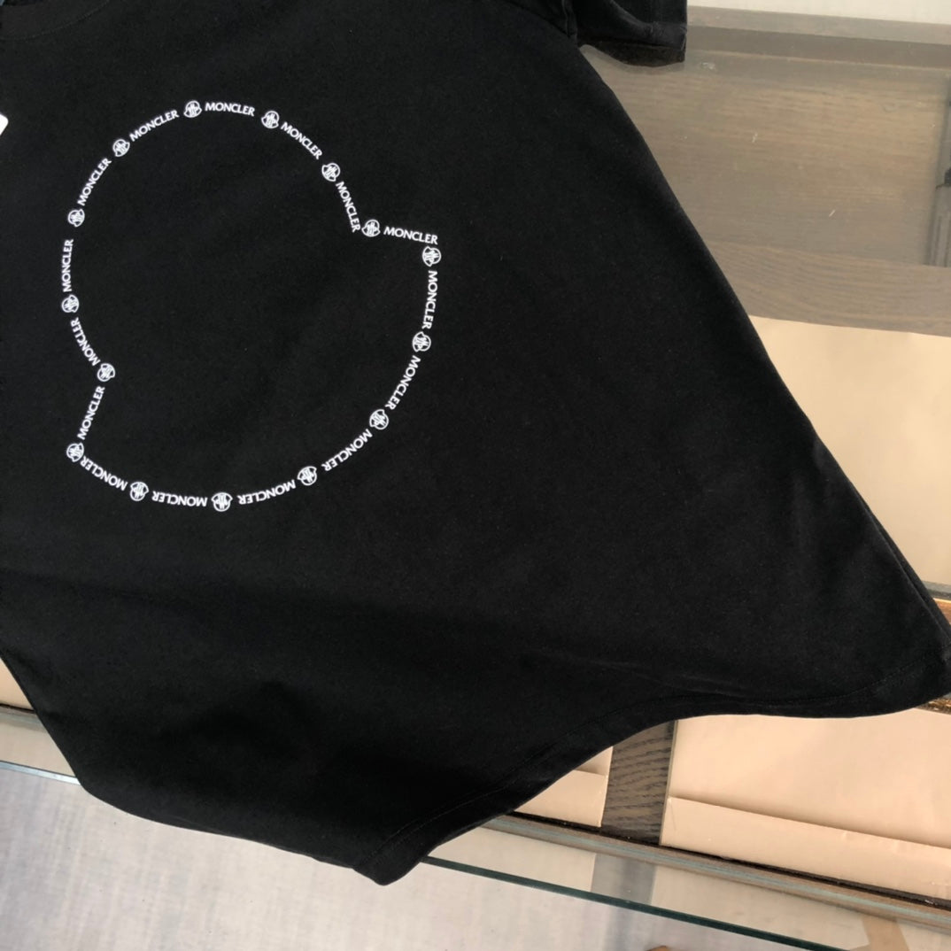 MONCLER Premium Cotton T-Shirt – Logo Print Design – Oversized Fit – Sizes S–XL