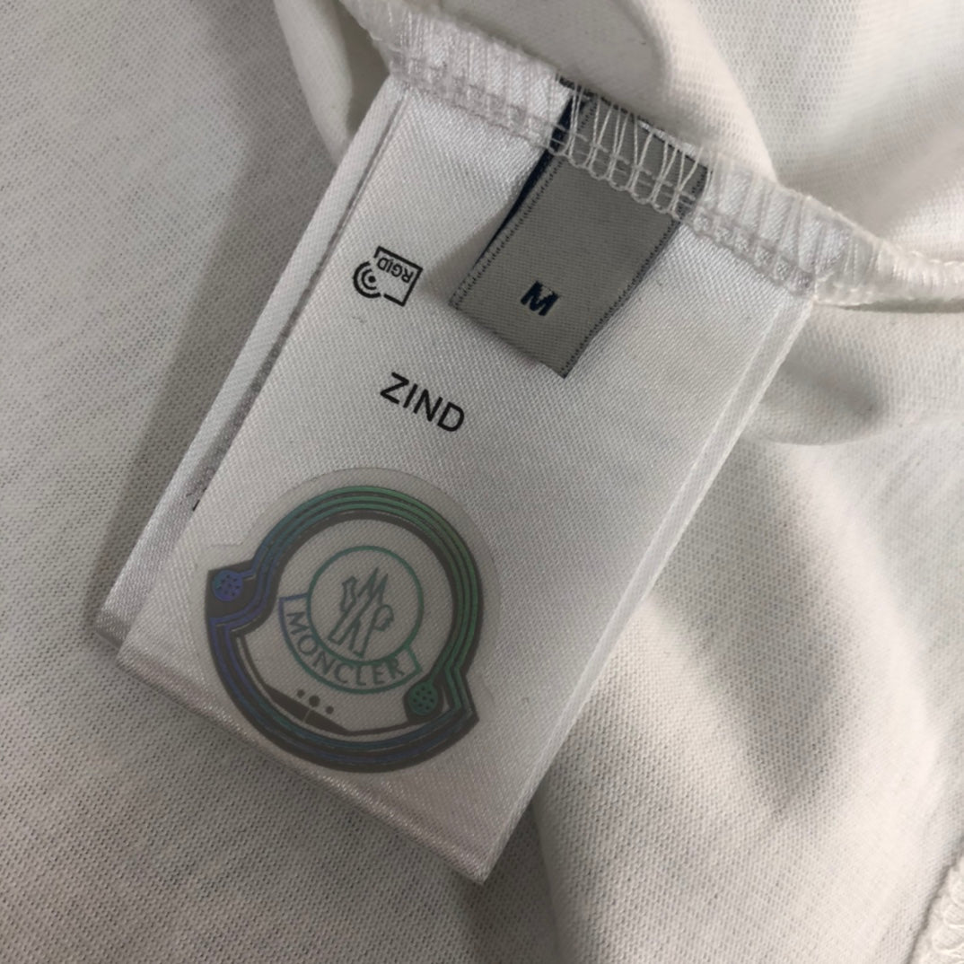 MONCLER Spring/Summer New Logo T-Shirt – 100% Cotton – Unisex Oversized Fit – Sizes S–XL