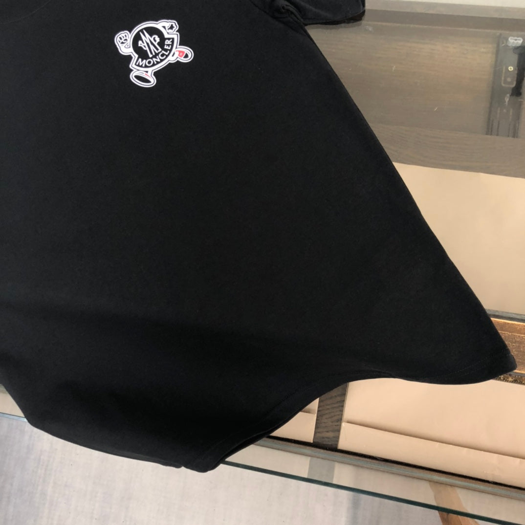 MONCLER Spring/Summer New Logo T-Shirt – 100% Cotton – Unisex Oversized Fit – Sizes S–XL