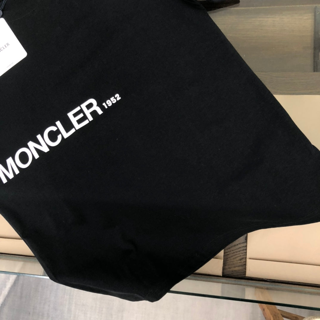 MONCLER New Custom Luxury T-Shirt – Logo Print Design – Oversized Fit – Sizes S–XL
