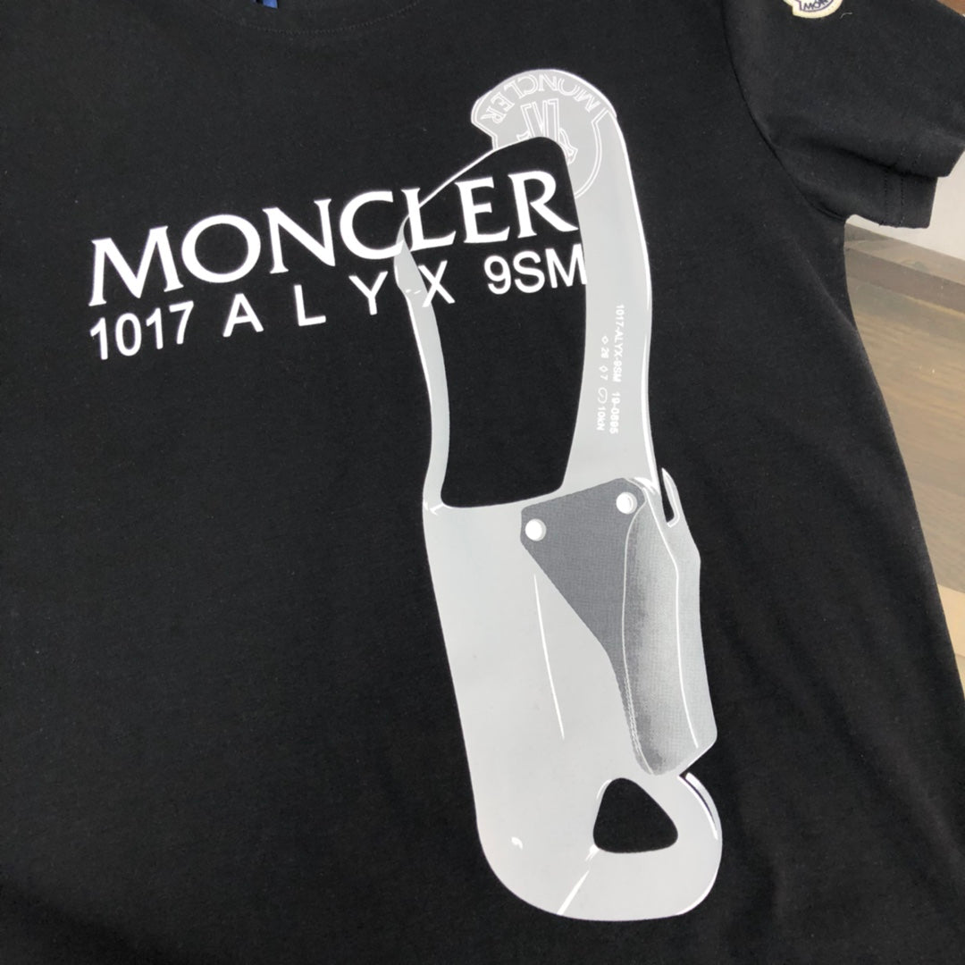 MONCLER Spring New Silky Cotton T-Shirt – Logo Print & Sleeve Patch – Slim Fit – Sizes M–3XL