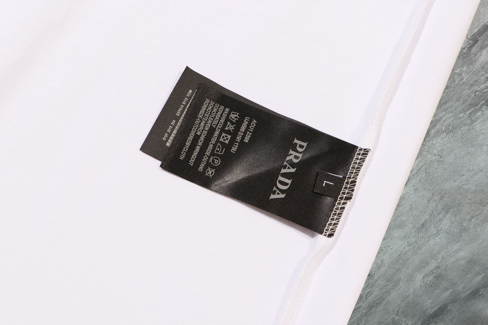 PRADA 2025 New Season Premium Cotton Crewneck T-Shirt | S–2XL