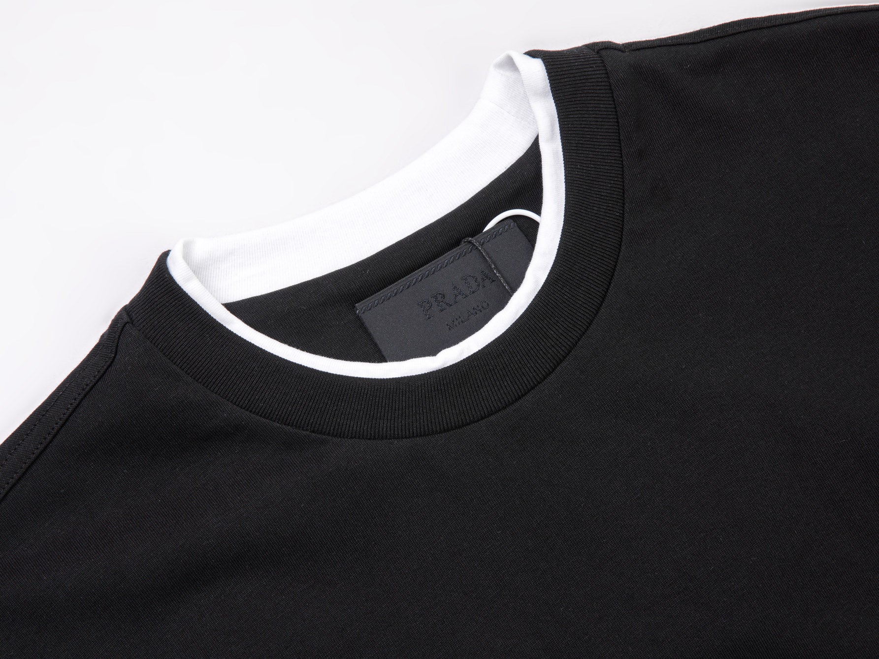 PRADA 2025 Dual-Layer Effect Triangle Logo Patch T-Shirt | S–XL