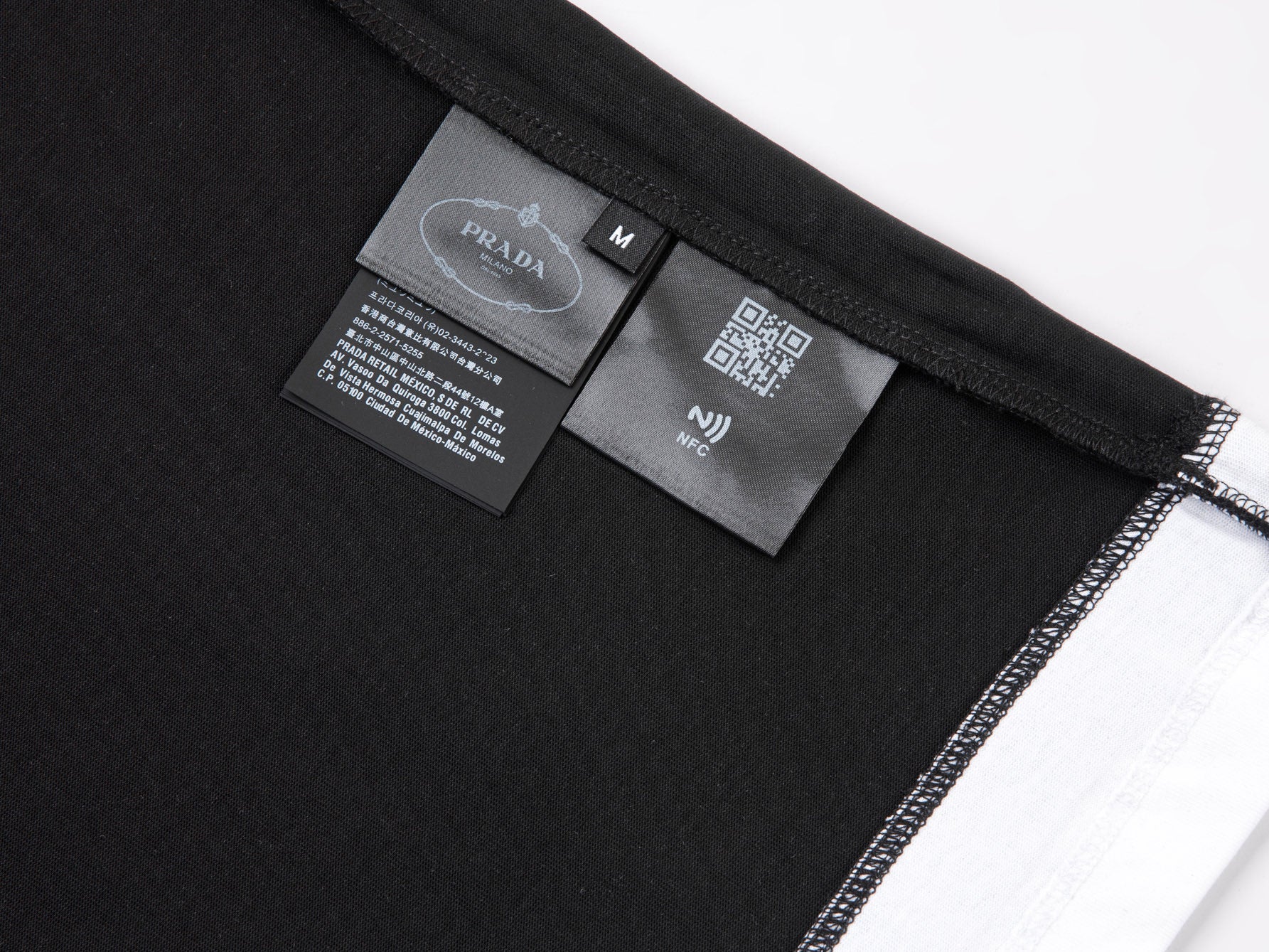 PRADA 2025 Dual-Layer Effect Triangle Logo Patch T-Shirt | S–XL