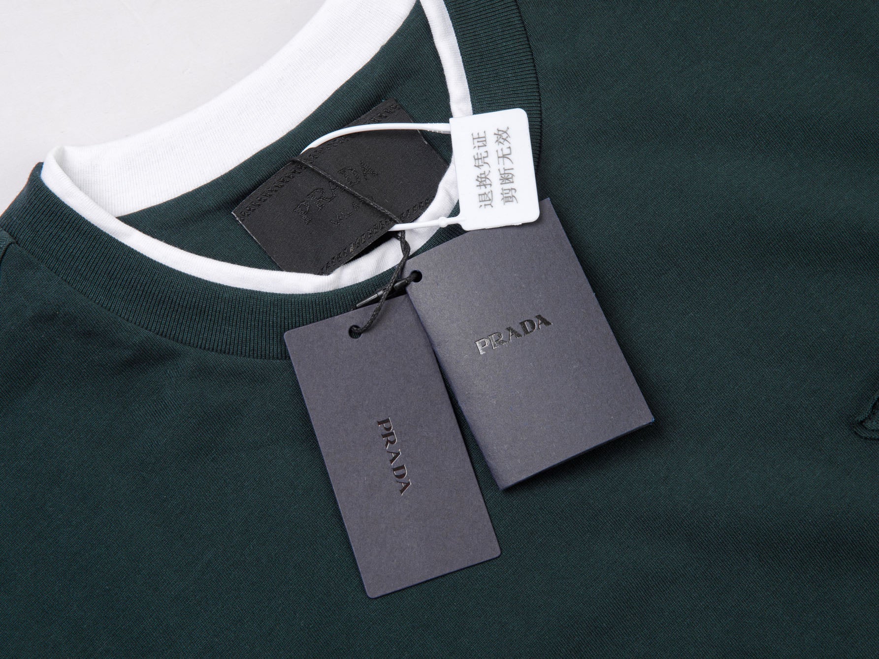 PRADA 2025 Dual-Layer Effect Triangle Logo Patch T-Shirt | S–XL