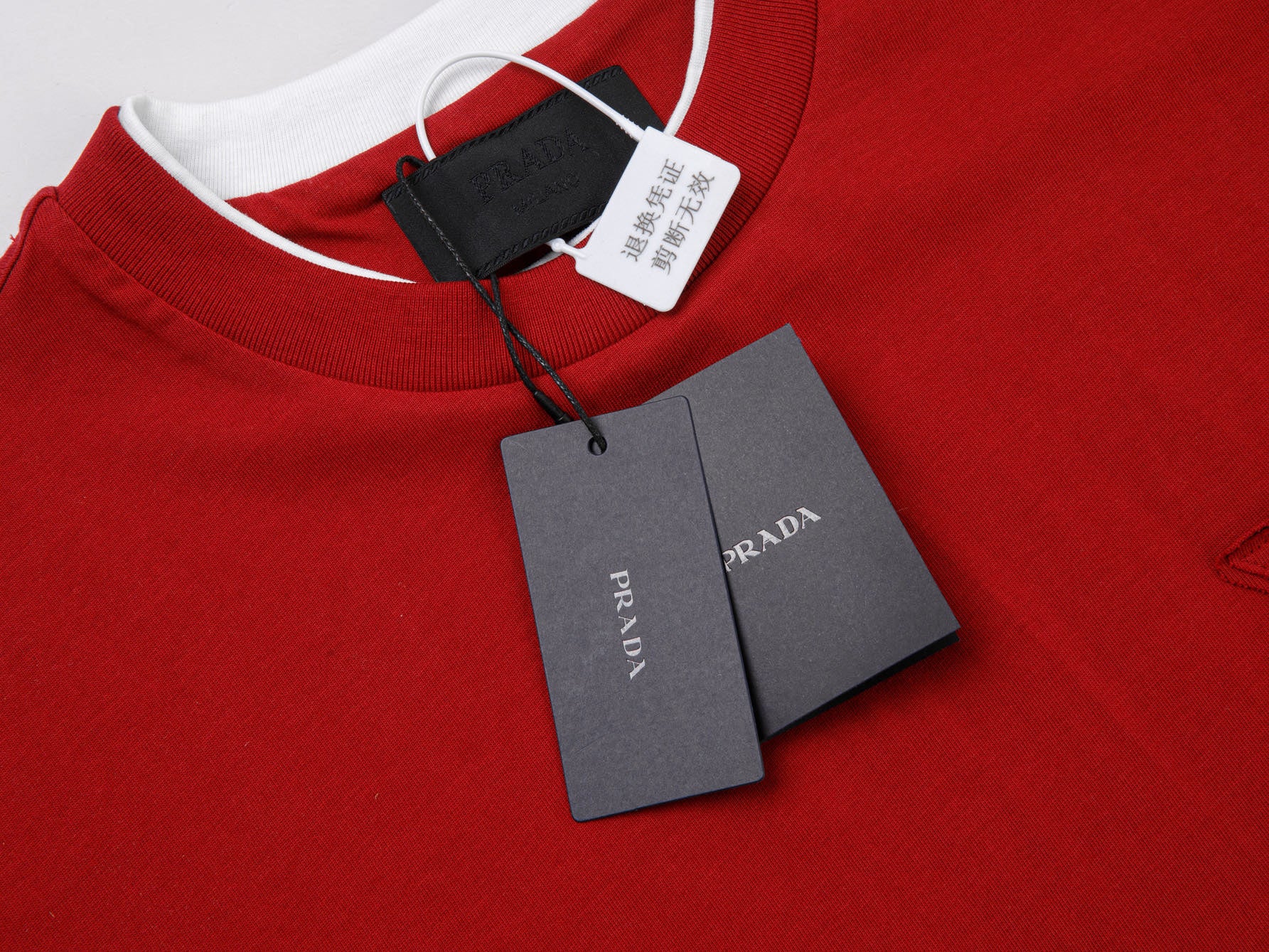 PRADA 2025 Dual-Layer Effect Triangle Logo Patch T-Shirt | S–XL