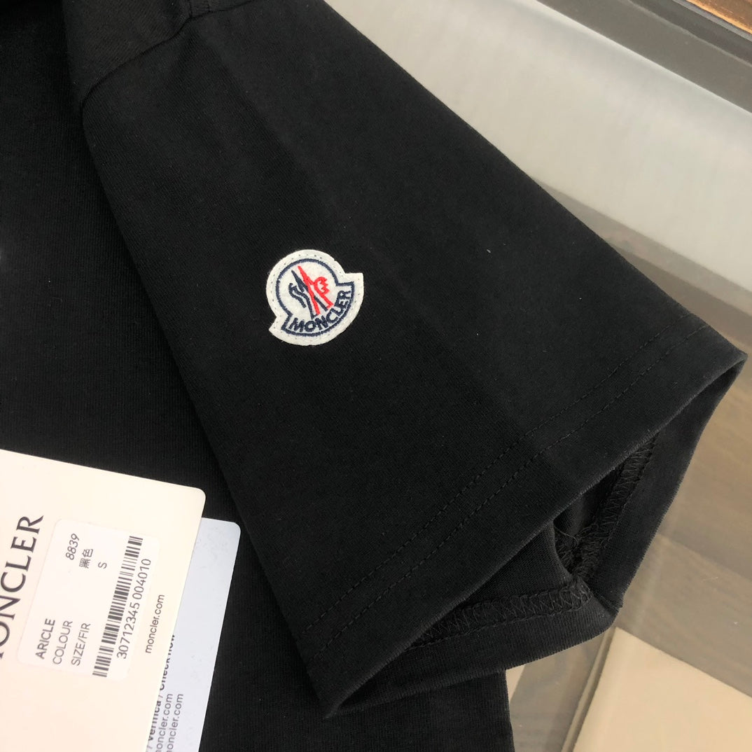 MONCLER Pure Cotton T-Shirt – 260g Custom Fabric – Embossed Logo Print – Sizes S–XL