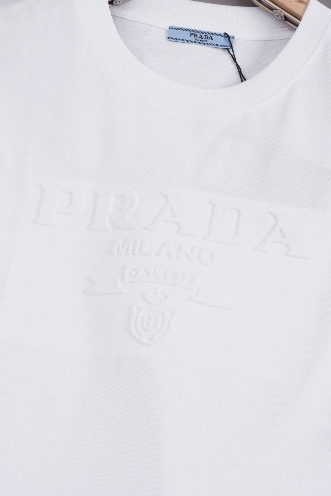 PRADA 25SS Classic Embossed Triangle Logo T-Shirt | XS–L
