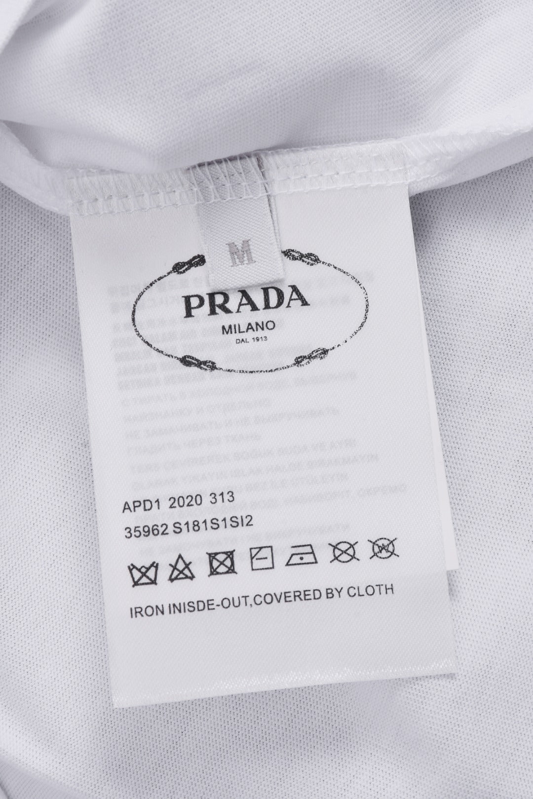 PRADA 25SS Classic Embossed Triangle Logo T-Shirt | XS–L