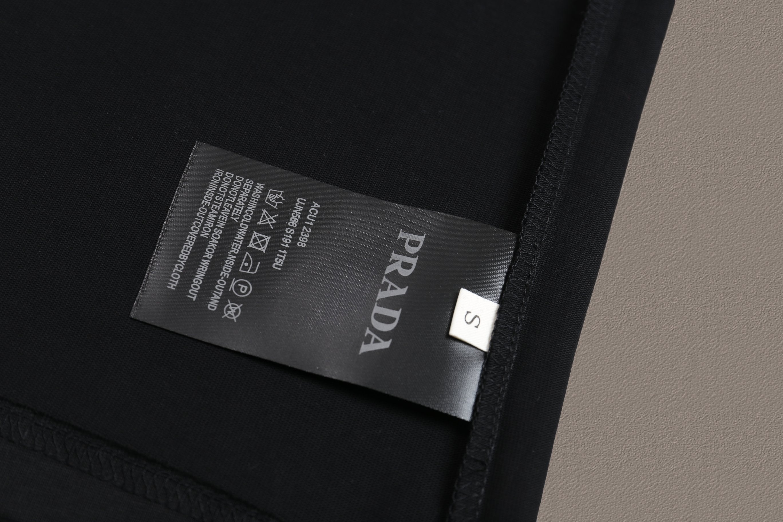 PRADA 2025 Spring/Summer Unisex Logo Cotton T-Shirt | XS–L