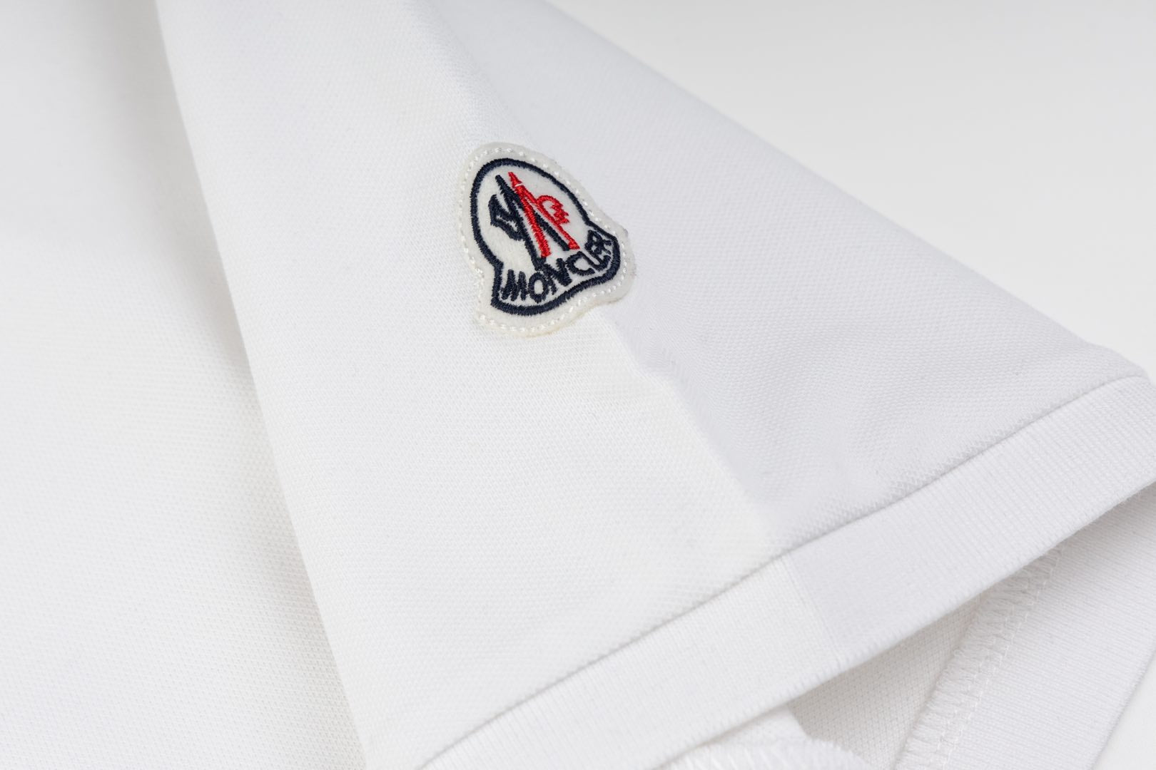 MONCLER Polo Shirt – Retro Contrast Collar – White – Sizes M–3XL