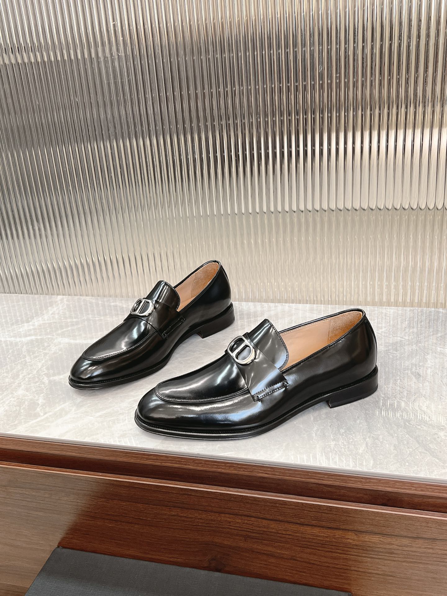 Dior Men’s Shoes – EXPLORER Derby | Premium Black Leather | Sizes 38–44