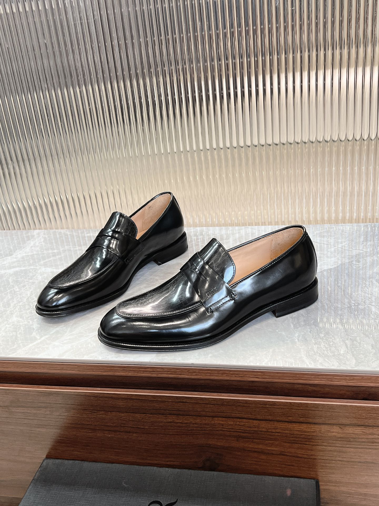 Dior Men’s Shoes – EXPLORER Derby | Premium Black Leather | Sizes 38–44