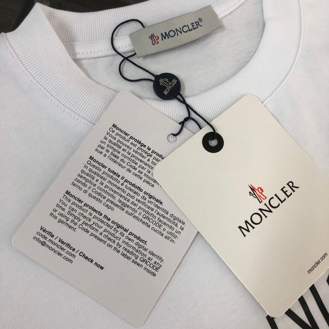 MONCLER T-Shirt – 2025 Couples Collection Logo Print – Black/White – Sizes S–XL