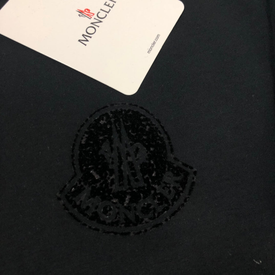 MONCLER T-Shirt – New Custom Collection Graphic Logo Tee – Black/White – Sizes S–XL