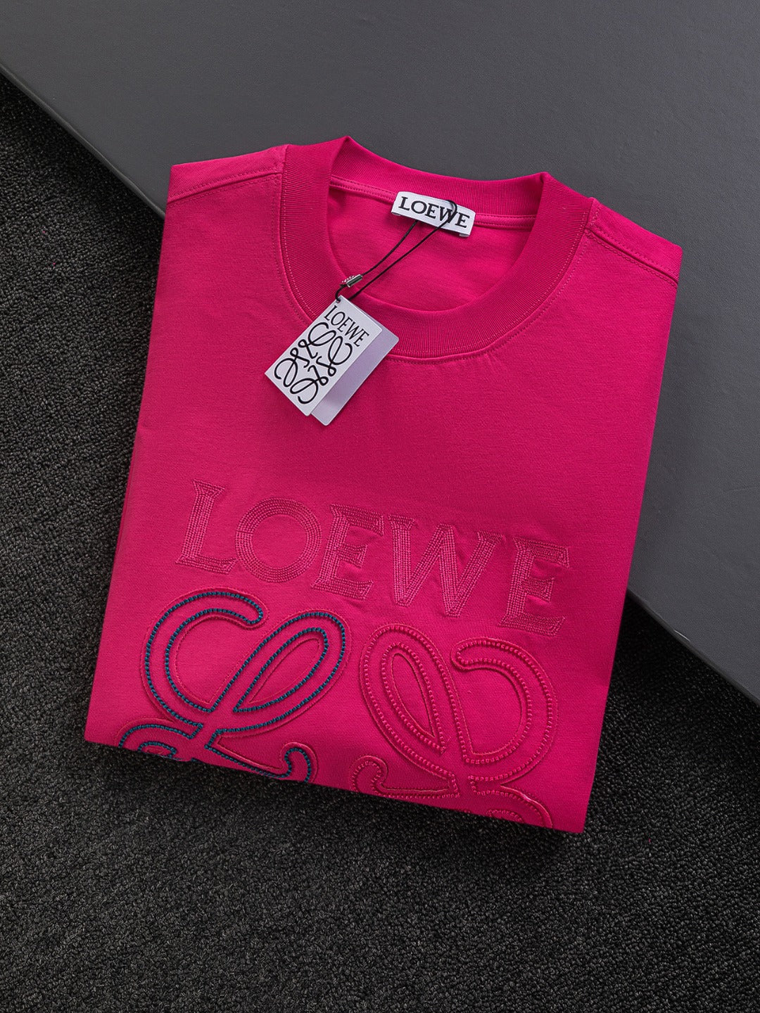 LOEWE 25SS Premium Embroidered Logo T-Shirt | S–XL | Black / White / Rose Red