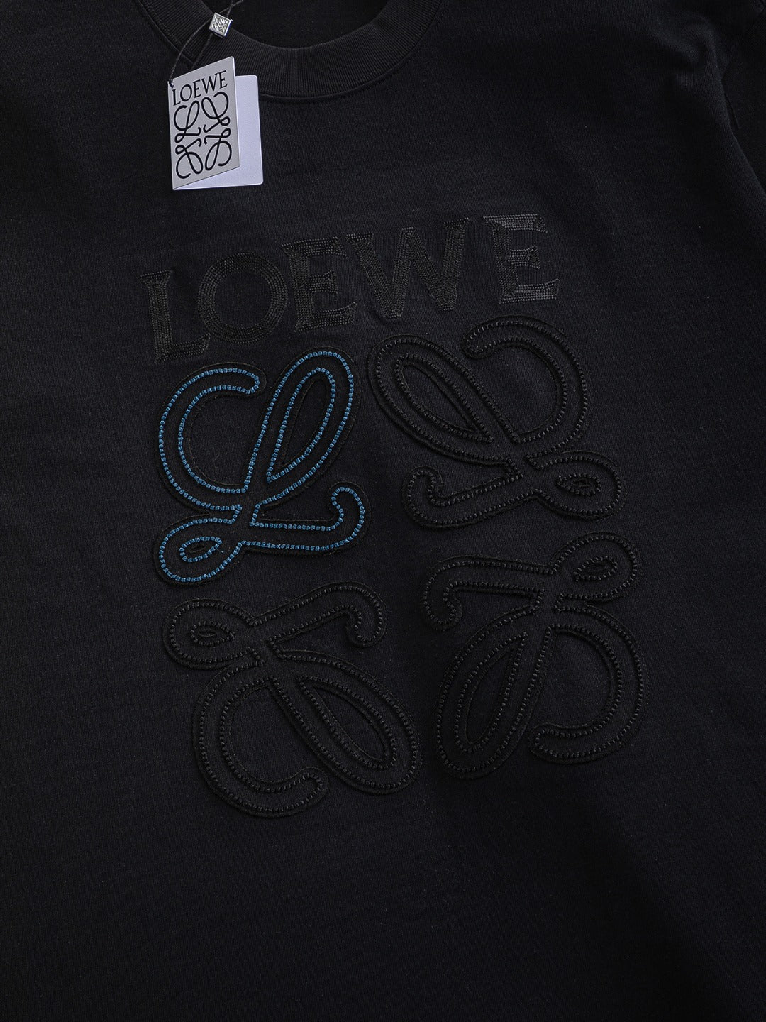 LOEWE 25SS Premium Embroidered Logo T-Shirt | S–XL | Black / White / Rose Red