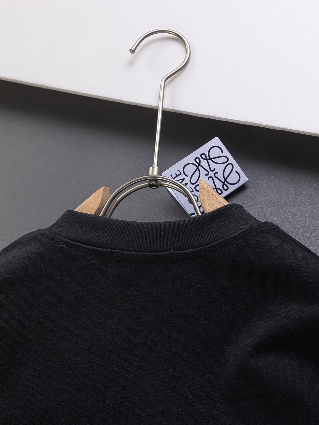 LOEWE 25SS Premium Embroidered Logo T-Shirt | S–XL | Black / White / Rose Red