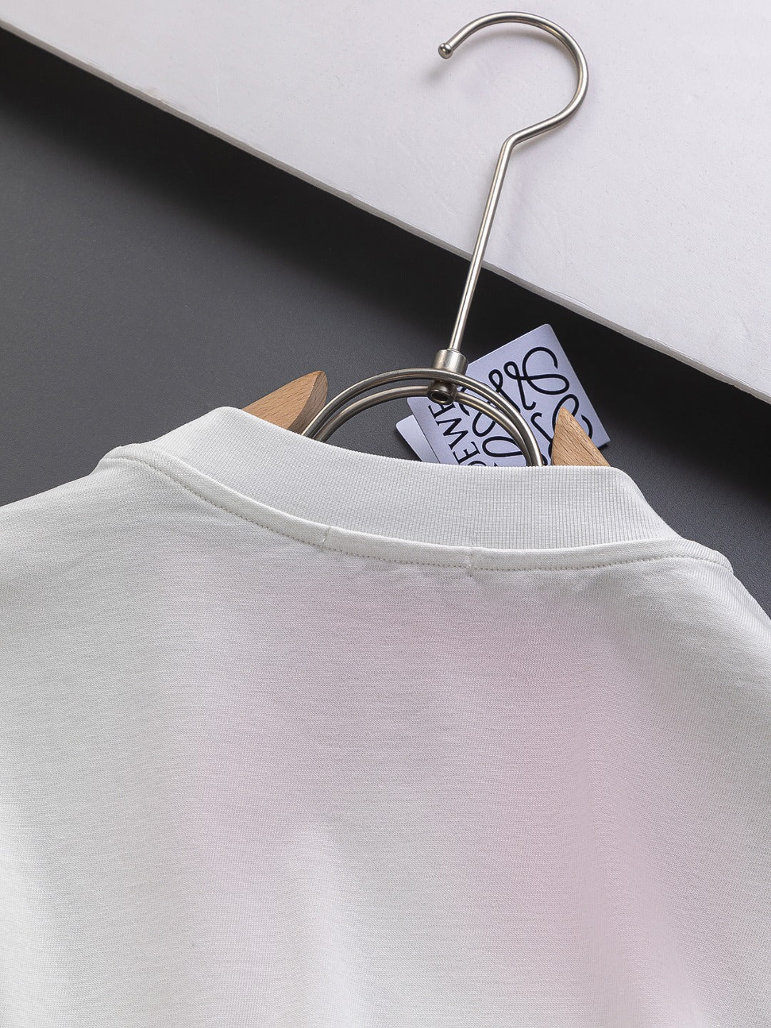LOEWE 25SS Premium Embroidered Logo T-Shirt | S–XL | Black / White / Rose Red