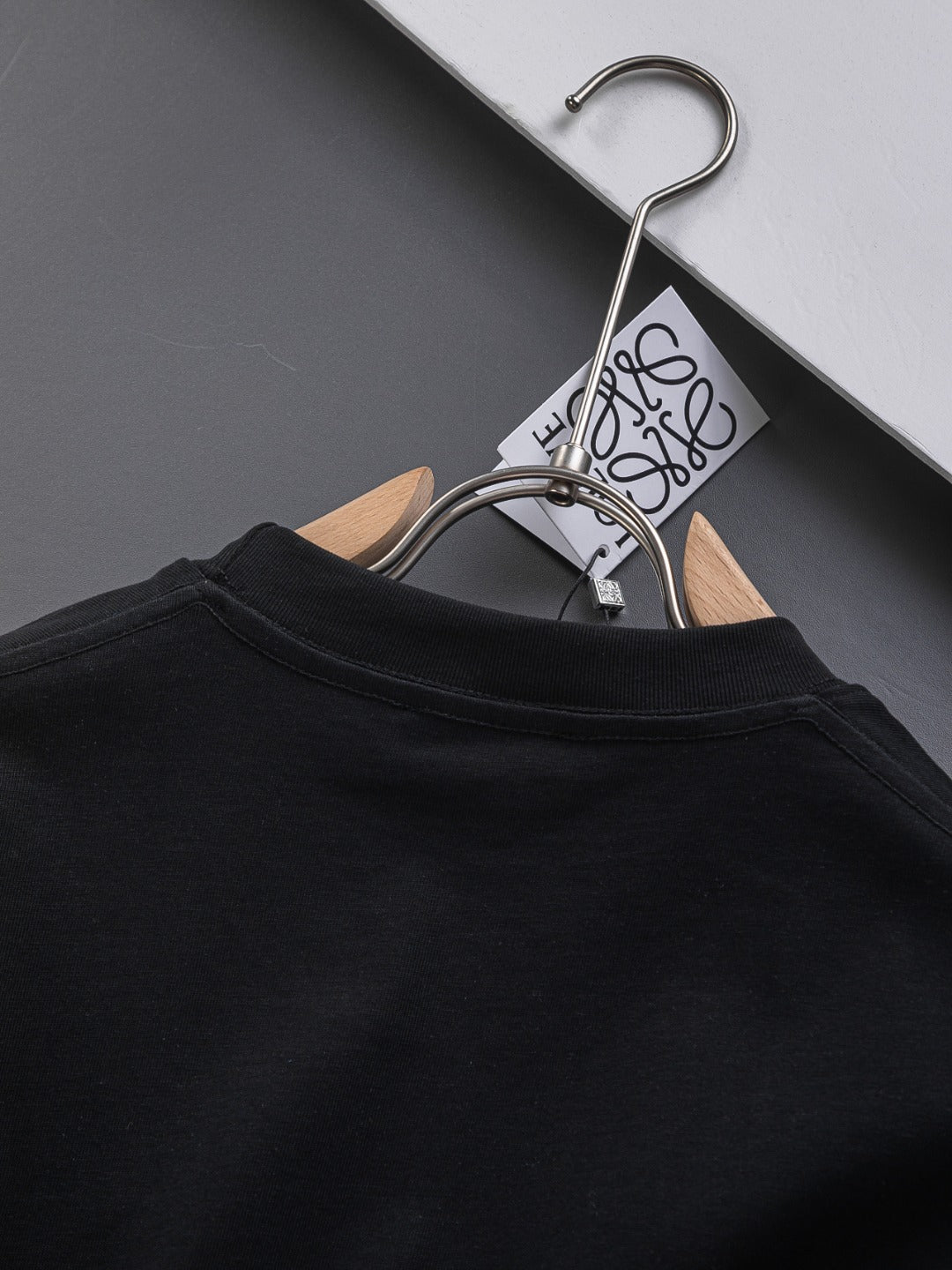 LOEWE x On 25SS Premium Embroidered Logo T-Shirt | S–XL | Black / White
