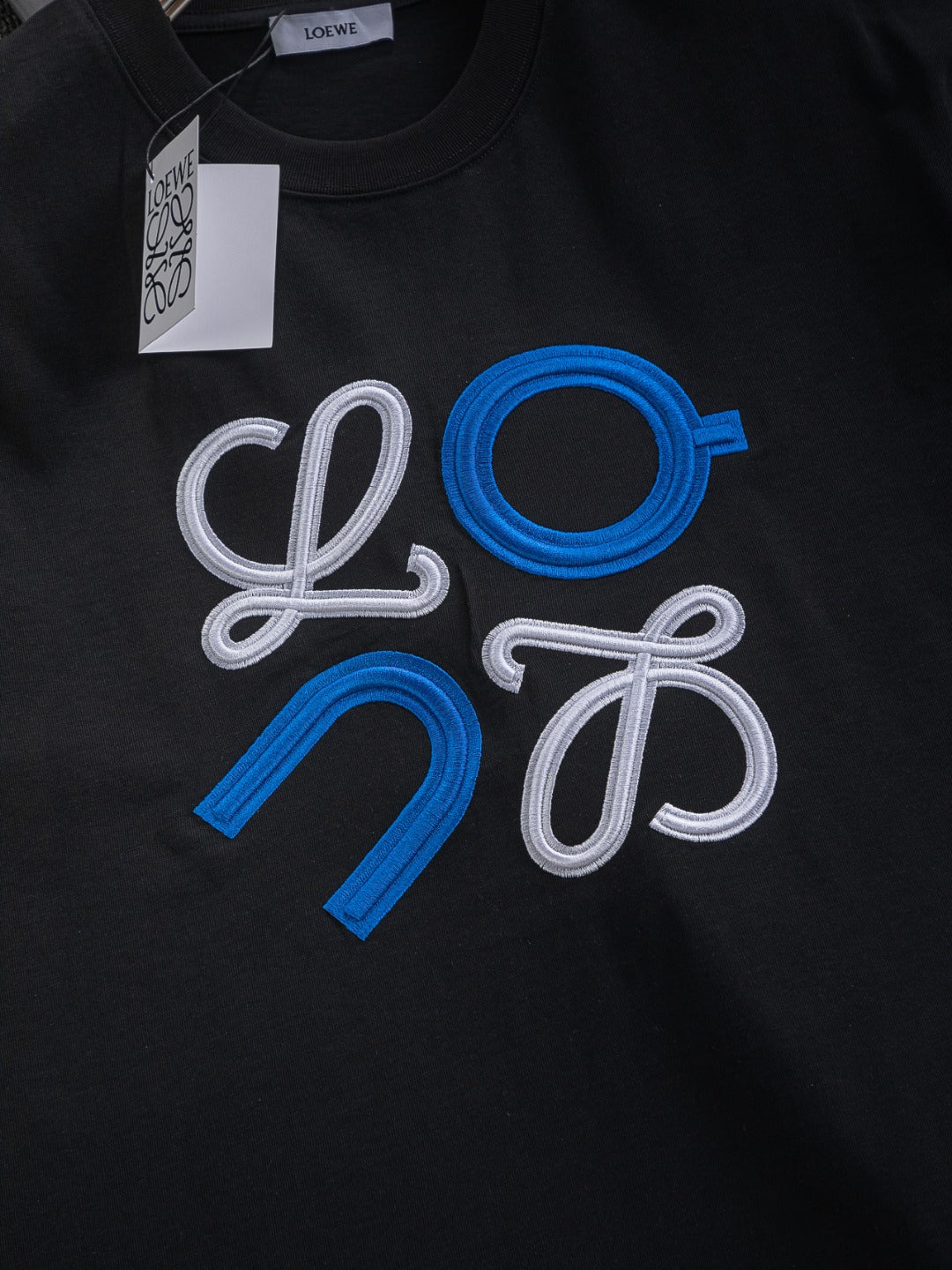 LOEWE x On 25SS Premium Embroidered Logo T-Shirt | S–XL | Black / White