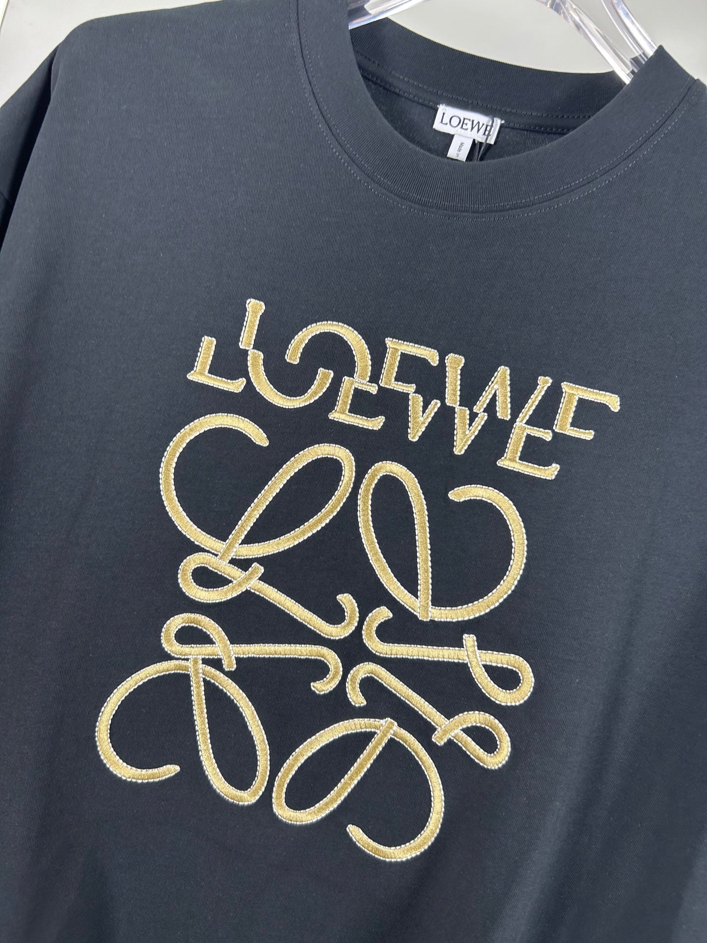LOEWE 25SS Embroidered Logo Premium T-Shirt | S–XL | Unisex | Black / White