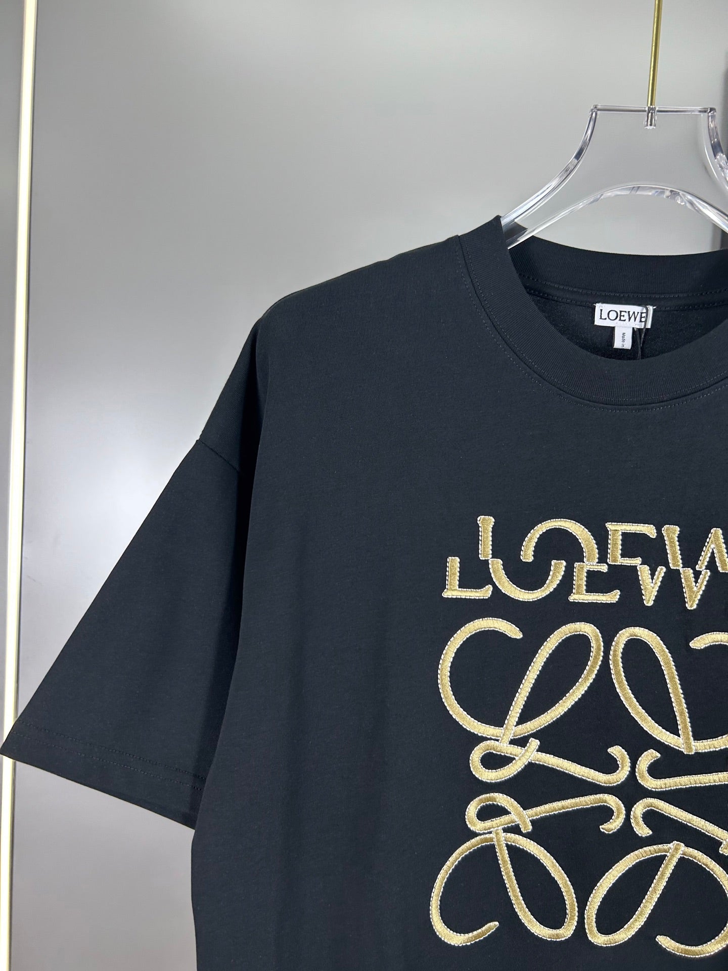 LOEWE 25SS Embroidered Logo Premium T-Shirt | S–XL | Unisex | Black / White