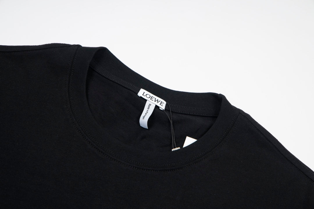 LOEWE 24SS Anagram Logo Embroidered T-Shirt | Unisex Oversized Fit | XS–L | Black / White