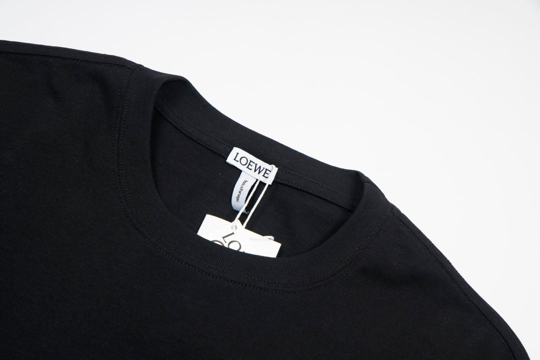 LOEWE 24SS Anagram Logo Embroidered T-Shirt | Unisex Oversized Fit | XS–L | Black / White