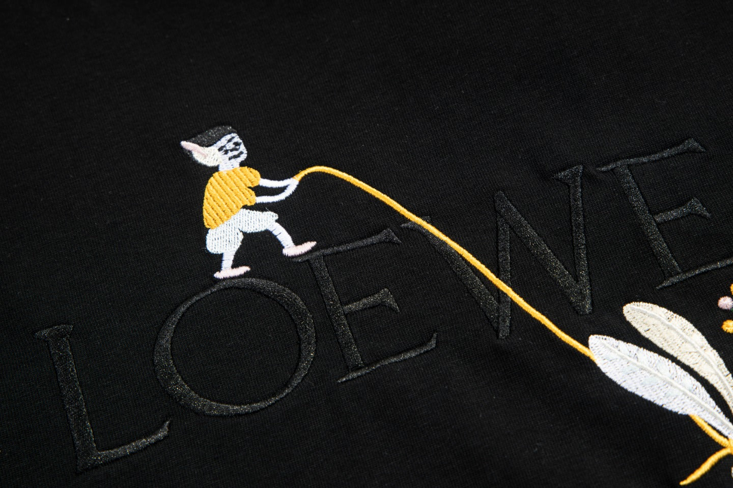LOEWE 24SS Mandrake Embroidered T-Shirt | Unisex Cotton Tee | XS–L