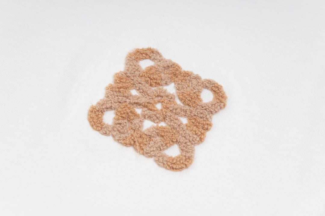 LOEWE Logo Chenille-Embroidered Cotton T-Shirt | XS–L
